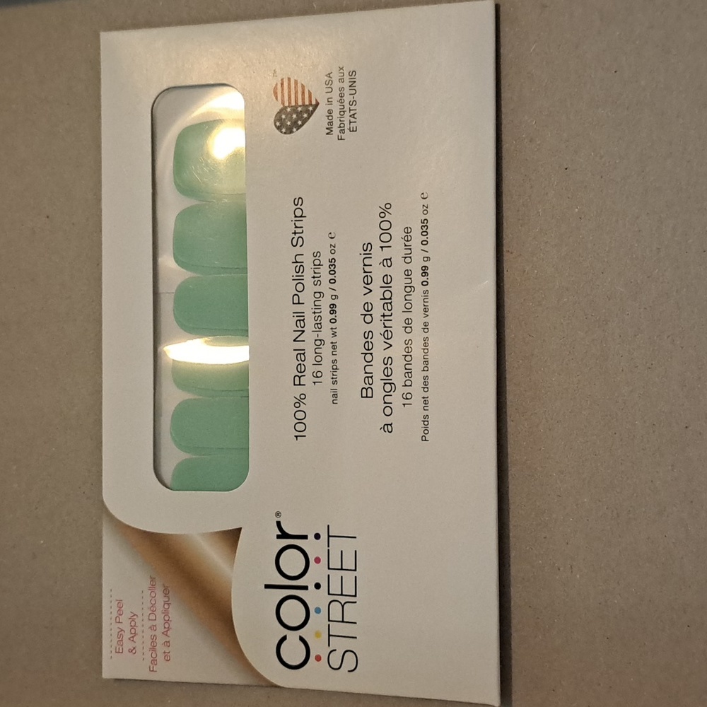 Green Nail Polish Strips Oslo and Steady